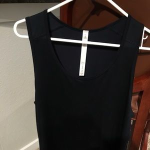 Men’s Lululemon Navy Athletic Tank-XL